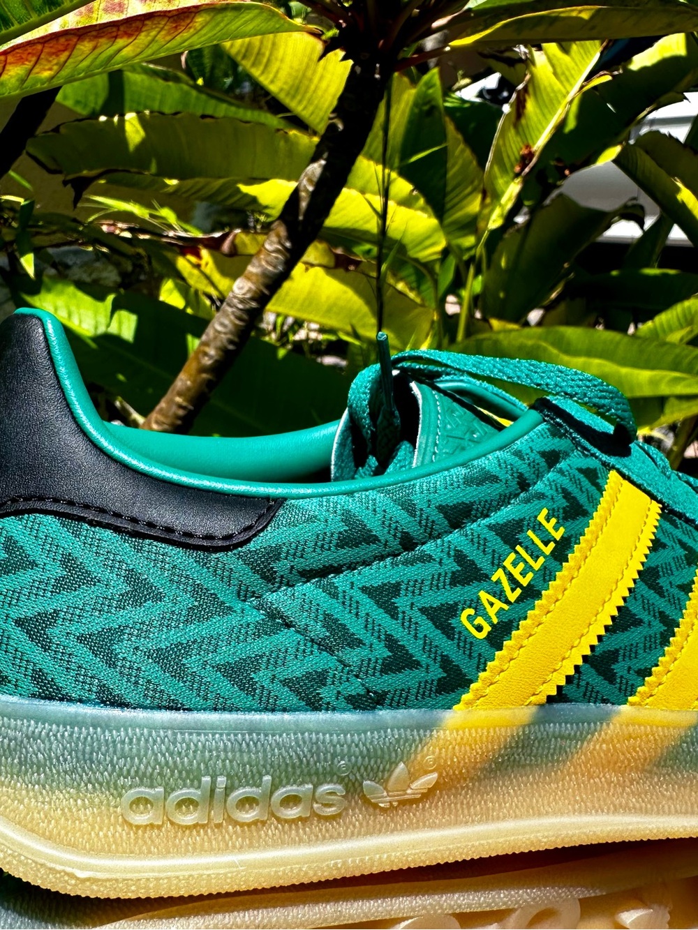 adidas Gazelle Women’s Teal Suede Sneakers Green with Yellow Three Stripes - Picture 6 of 10